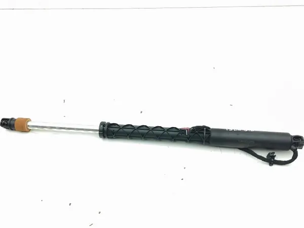 Verin de coffre OEM 31690206 pour Volvo S90 image 4