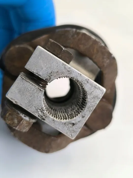 Lenksäulengelenk OEM 893419417 image 3
