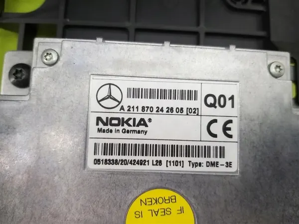 Accoudoir Mercedes OEM A211870242605 pour Classe E W211 image 4