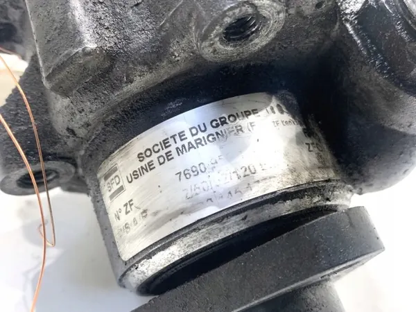 Ohjaustehostimen pumppu VW Passat B5 FL 2.5 180hv 00-05 OEM LORK-264-17214 image 4