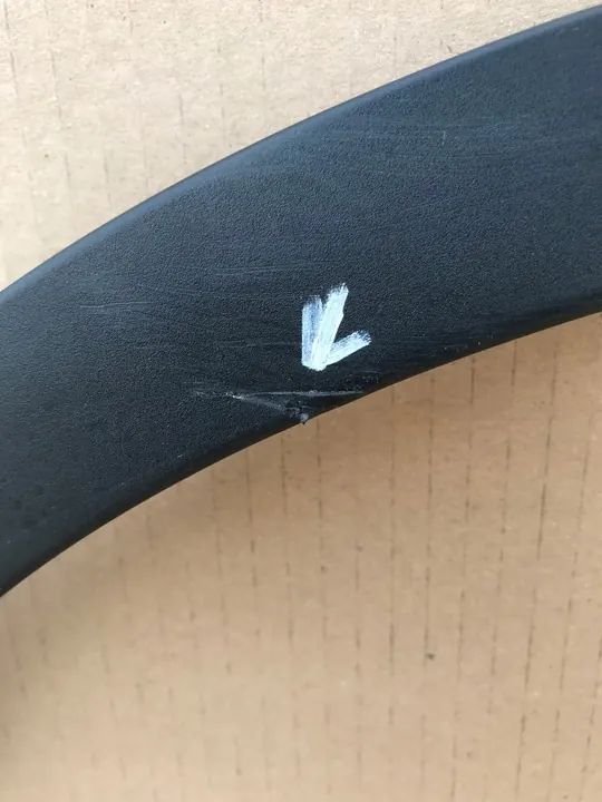 BMW X1 (E84) 2009- Etuvasemman lokasuojan peite 51772990165 image 2