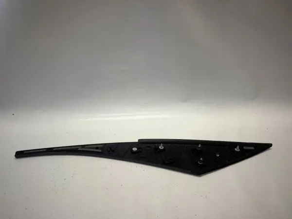 VW ID.5 bak höger pelaröverdrag OEM 11E853378 image 4