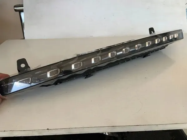 Vasen puskurin vilkku OEM 4L0953041D Audi Q7:lle image 5