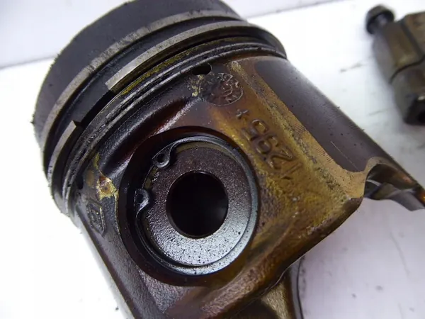 RENAULT ESPACE IV 02-06 Kolv Stång 1.9 DCI image 5