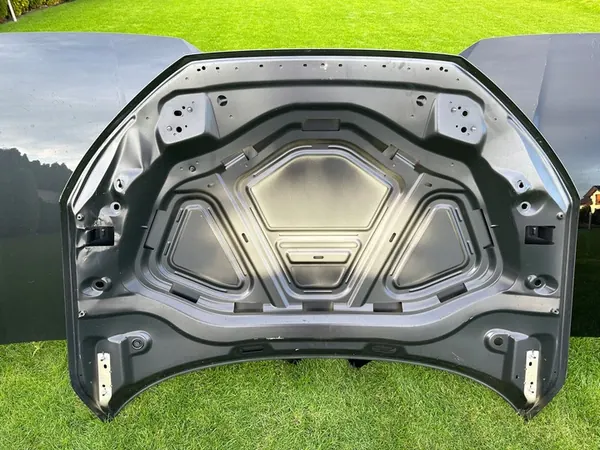 AUDI A3 8Y0 8Y S3 RS3 Motorhuv OEM image 10