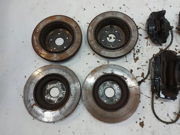 Frenos Calipers Discos Subaru WRX STI 2015 325mm 315mm image 5