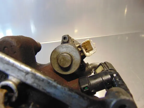 Brandstofpomp Ford Focus 1.6 image 5