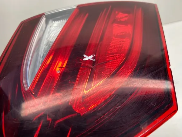 MERCEDES C-KLASSE W205 COUPE CABRIO LINKER ACHTERLICHT A2059066700 image 2