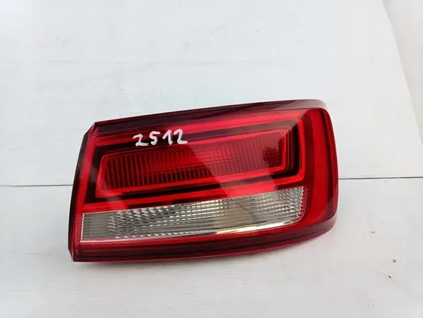 AUDI A3 8V Sedán 2012-2016 Lámpara Trasera Derecha 8V5945070 image 2