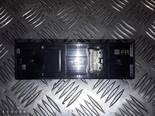 Interruptor Nissan OEM AM-459409 - Estado Usado image 3