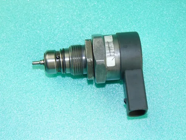 Bosch tryckregulatorventil för Mercedes image 5