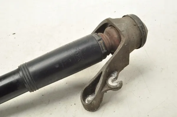 Volvo V90 II Hinterachsdämpfer OEM 31658009 image 3