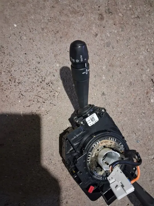 Citroen C4 Grand Picasso II Schakelaar 98072632zd04 image 2