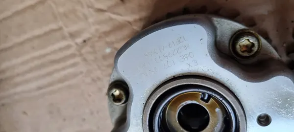 S6 C7 4G A6 Vario 4.0 TFSI 06E109084N image 7