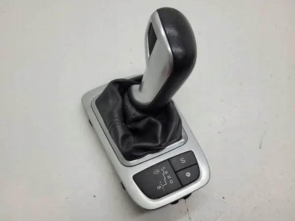 OEM 9682471977 Manchon Levier Vitesse Citroen C5 III image 2