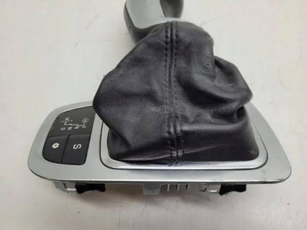OEM 9682471977 Manchon Levier Vitesse Citroen C5 III image 5