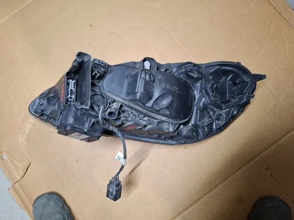 Oikea heijastin 31420250 Bi-Xenon Volvo XC60 13-17 image 6