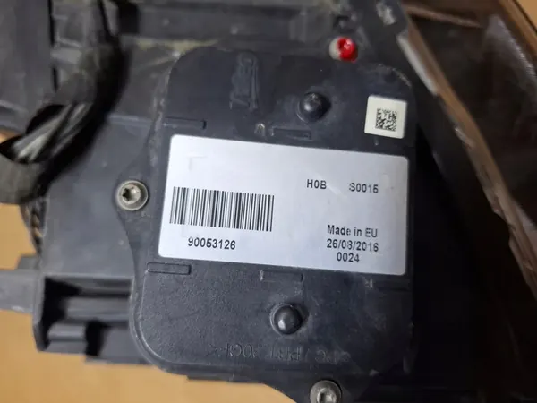 Oikea heijastin 31420250 Bi-Xenon Volvo XC60 13-17 image 8