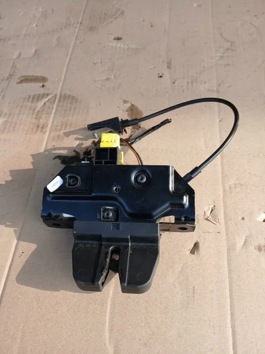 Serrure de hayon électrique OEM pour Opel Vectra C Berline image 2
