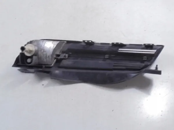 Griglia anteriore sinistra NISSAN MICRA K12 62330AX600 image 5