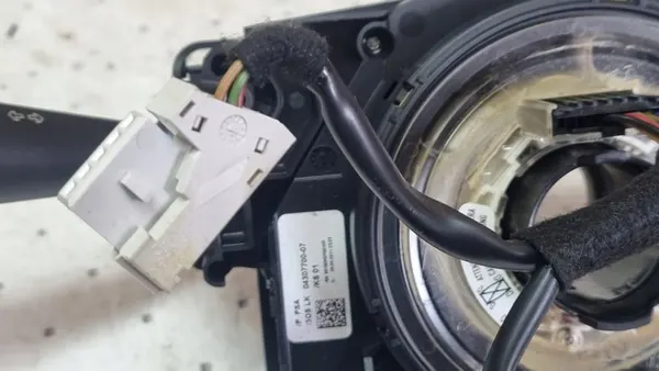 Gecombineerde schakelaar CITROEN C4 II B7 96759258XT image 5