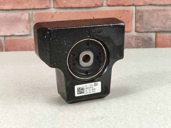Support différentiel arrière BMW 4 OEM 6896436 image 2