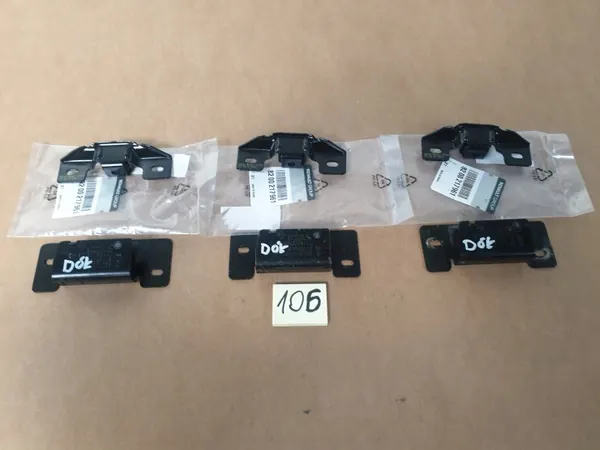 Untere Türverriegelung OEM 8200217961 Trafic Vivaro image 2