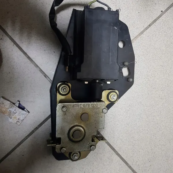 Motor de techo solar OEM 0008202807 para Mercedes W116/W108 image 2