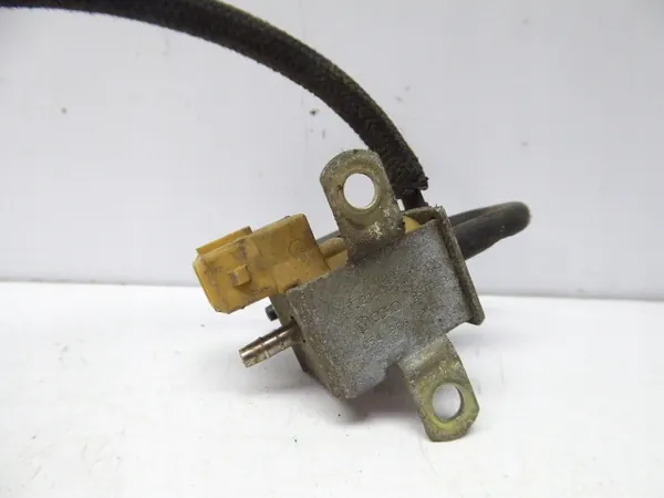 SHARAN I 7M 95-00 Válvula de Vácuo 2.8 VR6 AAA image 2