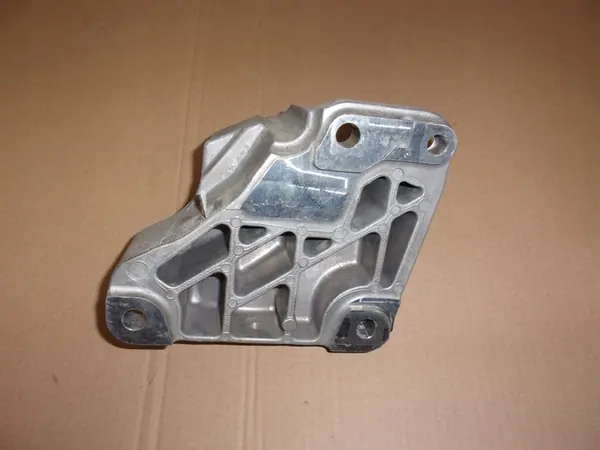 Moottorin Kiinnike Oikea Jeep Wrangler JL 18- 2.2 CRD image 2