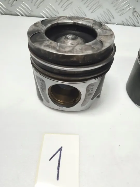Kolv - Mercedes Sprinter W906 2.2 CDI A6510301017 image 7