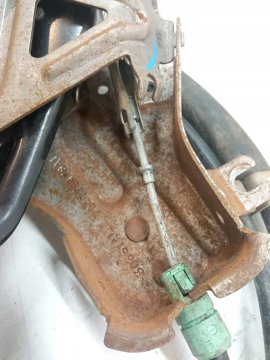 OEM 04779478AI Handremhendel & Kabel Dodge image 7