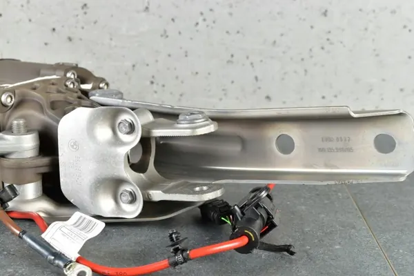 OEM 8878089 Actuador de dirección para BMW 5/7/X5 image 4