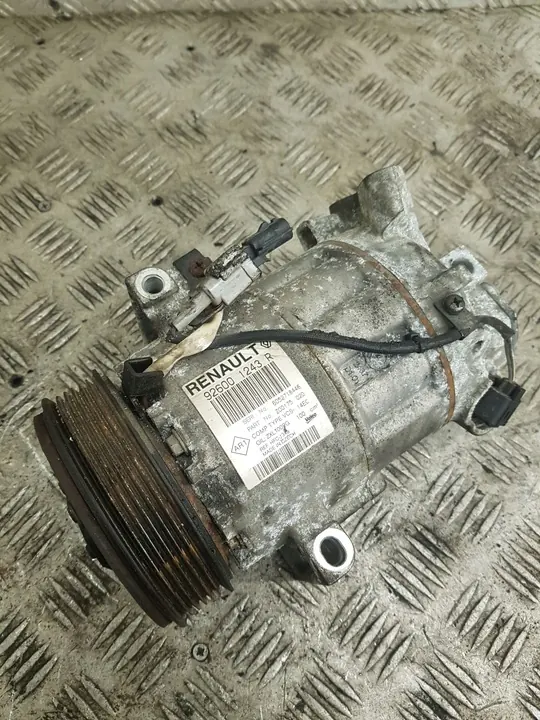 Compressore A/C Renault Clio 4 OE 926001243R image 5