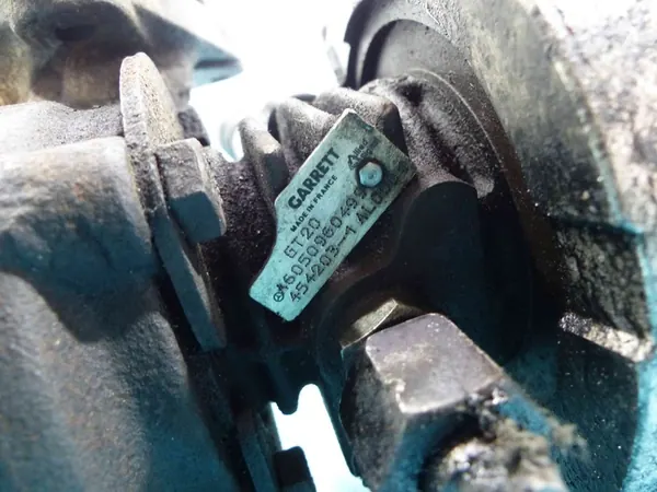 Turbocompresor Mercedes W210 A6050960499 image 4