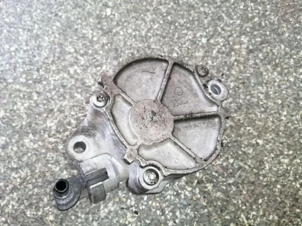 Ford Focus MK2 Puristuspumppu OEM 0156-2A image 2