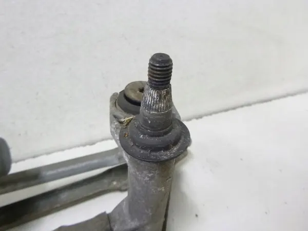 Volkswagen Golf Pyyhkijämekanismi OE 1K1955023D image 3