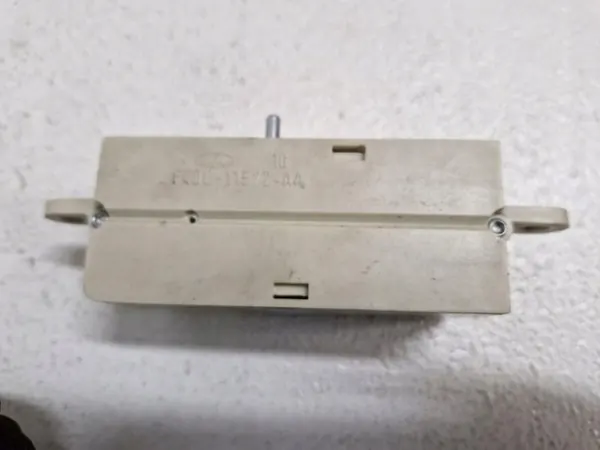 Module d'allumage Ford OE F40C-11572-AA pour Explorer II image 4