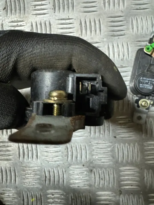 Mitsubishi Pajero II Centrale Sluiting Actuator OEM MB669156 image 5