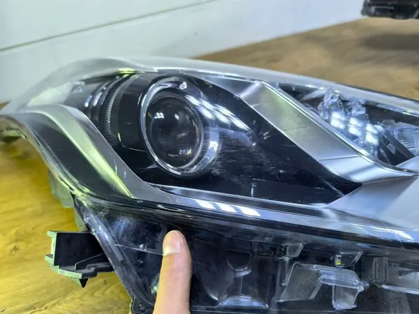 TOYOTA CHR CH-R Faro Delantero Derecho 81130-F4030-00 image 7
