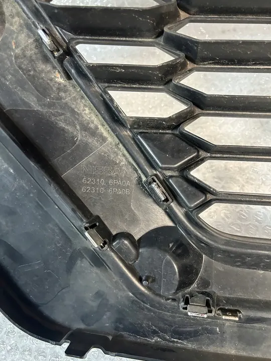 Nissan Juke II Grill Chrome OE 62310-6PA0A image 4