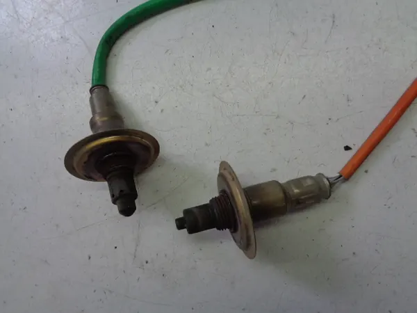 Sensores Lambda Renault Clio V 1.0 TCE 2020 image 2