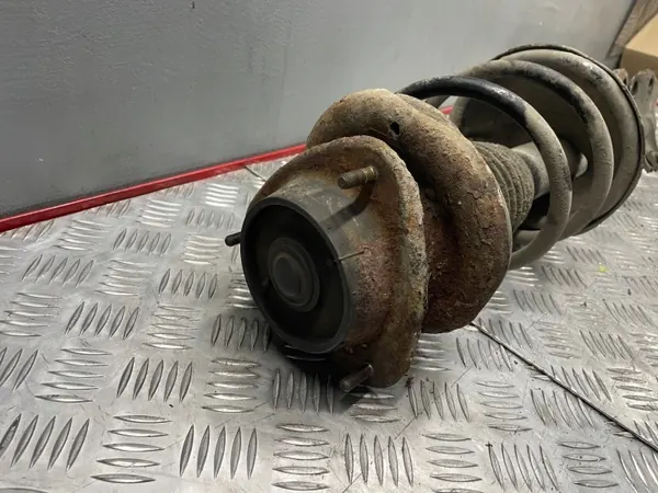Amortecedor dianteiro esquerdo OEM 36512014 Subaru Forester I image 5