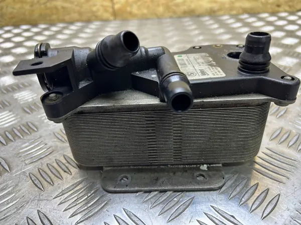 Oliekoeler OEM 7618778 voor BMW 5 F10 F11 528i image 4