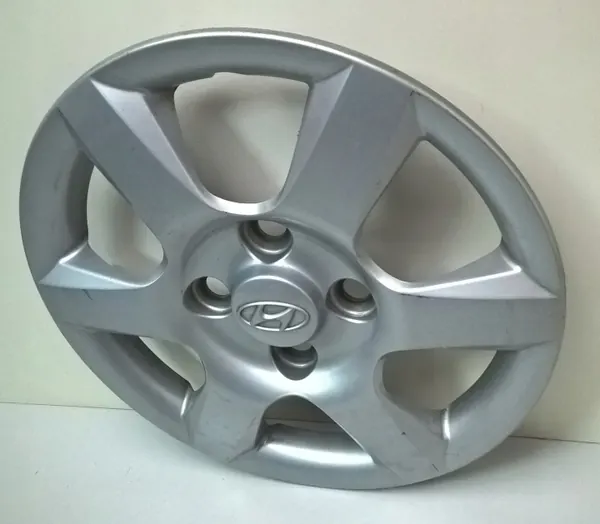 Hyundai i20 i30 Pyöränkansi OEM 52960-17150 15" image 3