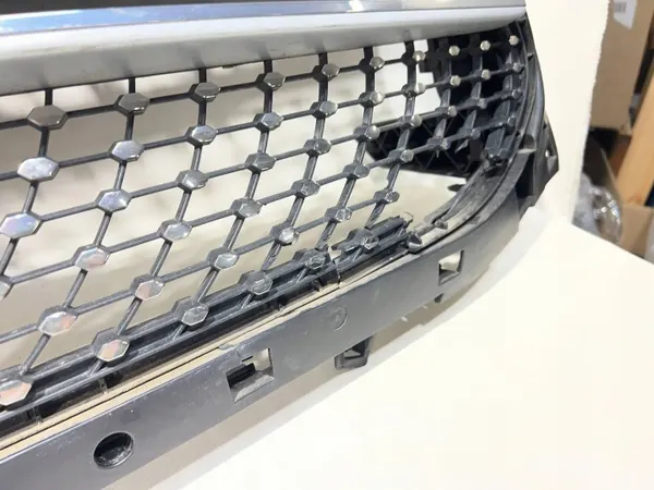 Mercedes GLE W167 Radiatorrooster OEM A1678856303 image 6