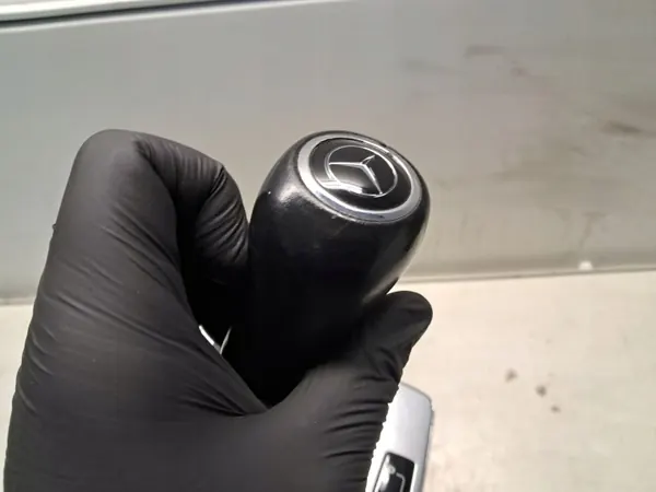 Mercedes Pookknop OEM A2072670510 - Gebruikt image 8