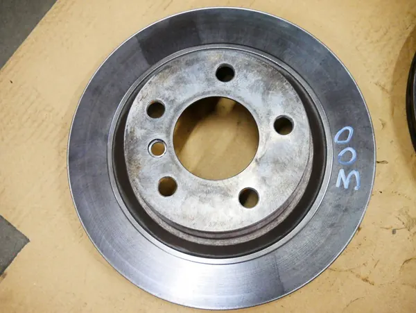 Disco de Freio Traseiro BMW F22 F30 F31 F32 300mm image 4