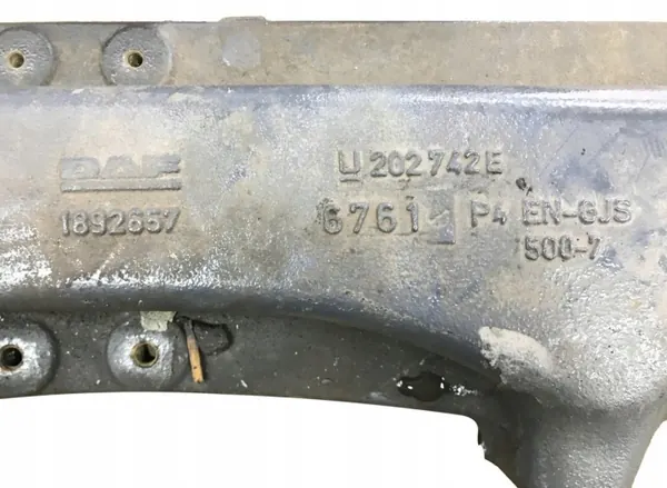 DAF Ramtvärbalk OEM 1892657 - Begagnad del image 2