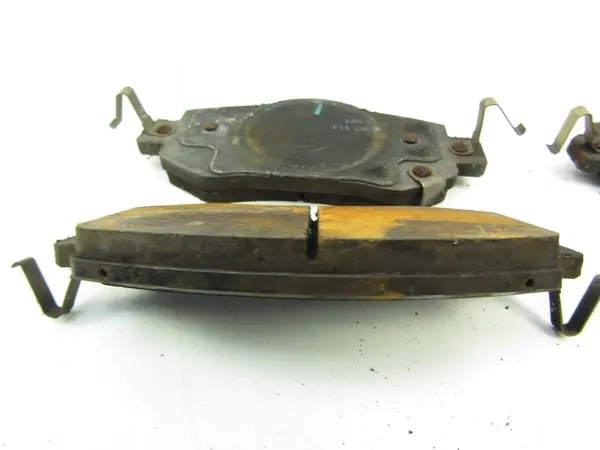 OEM 6608235172 Fram bromsbelägg för Geely E245 image 3